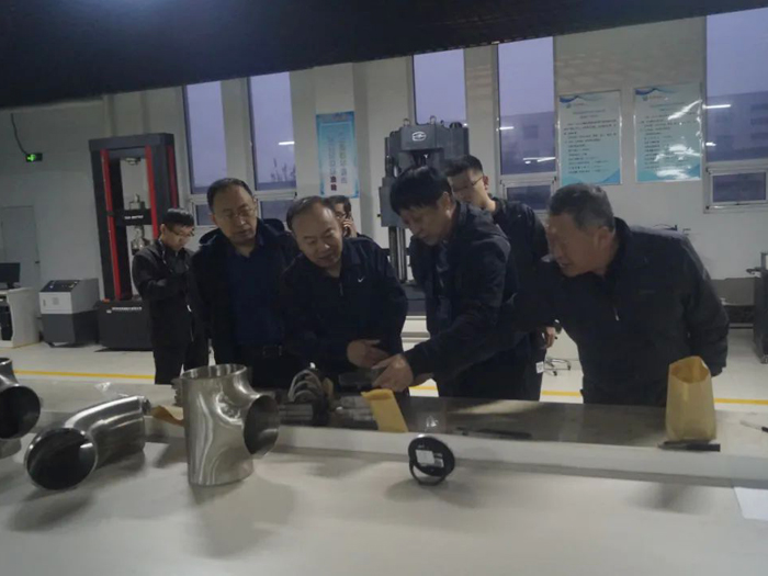 <a href='/thgtczjbpj.html'>碳化硅陶瓷渣漿泵配件</a>